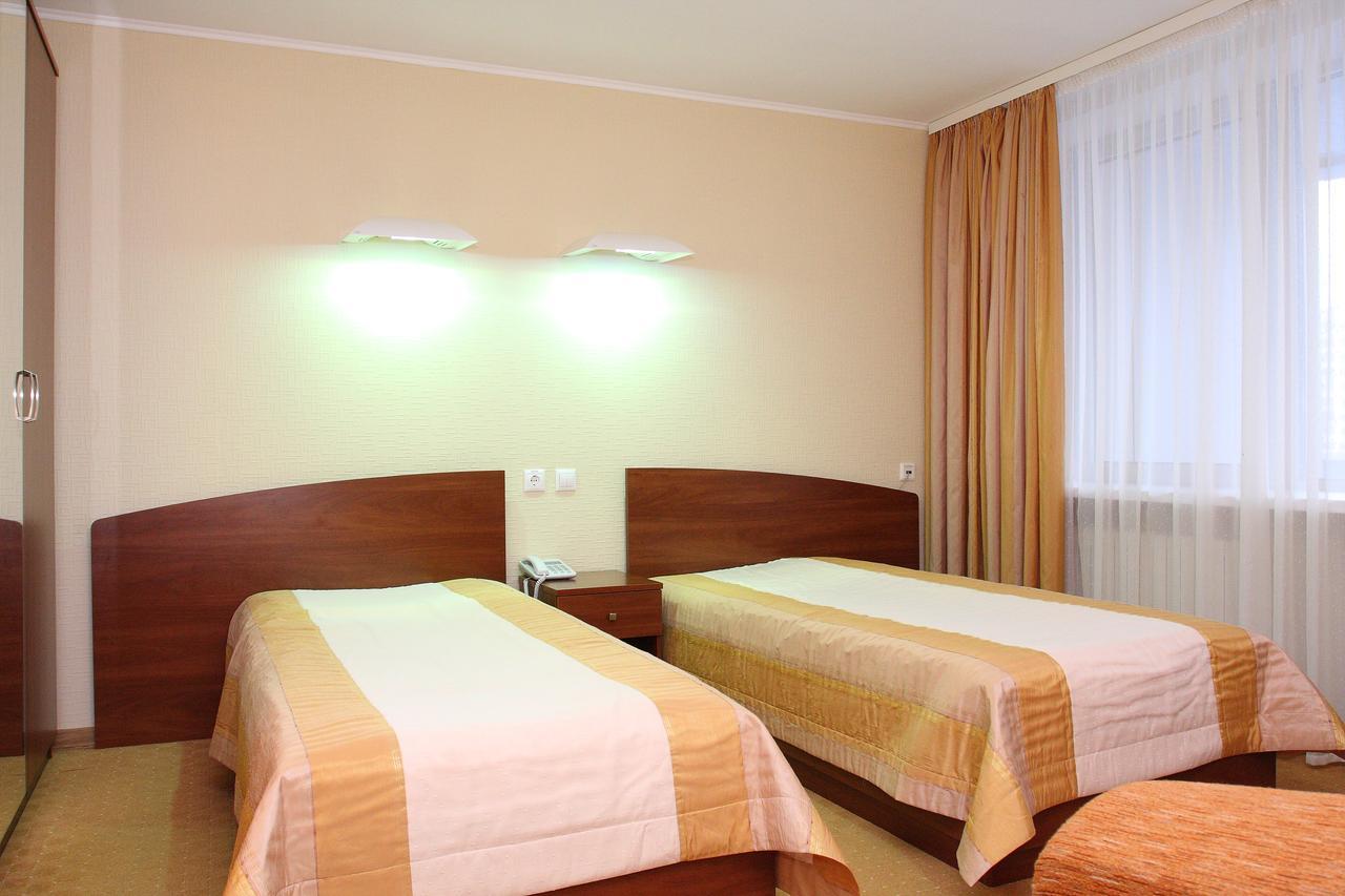 Slavinasport Hotel Zhlobin Екстериор снимка